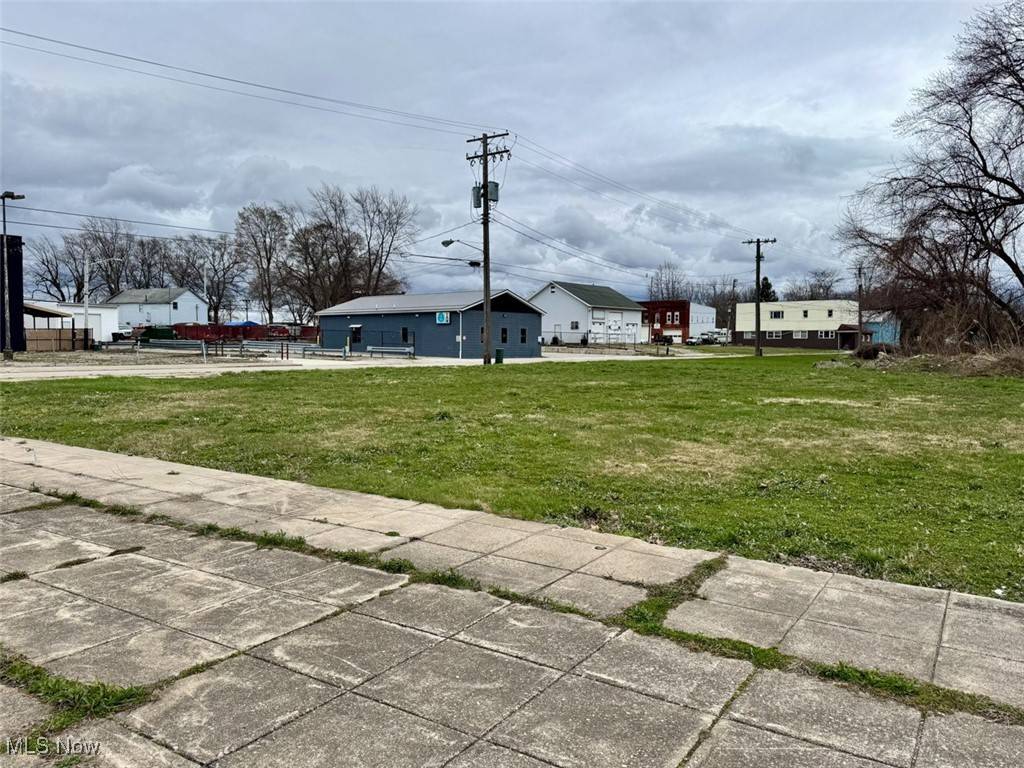 Conneaut, OH 44030,Harbor ST