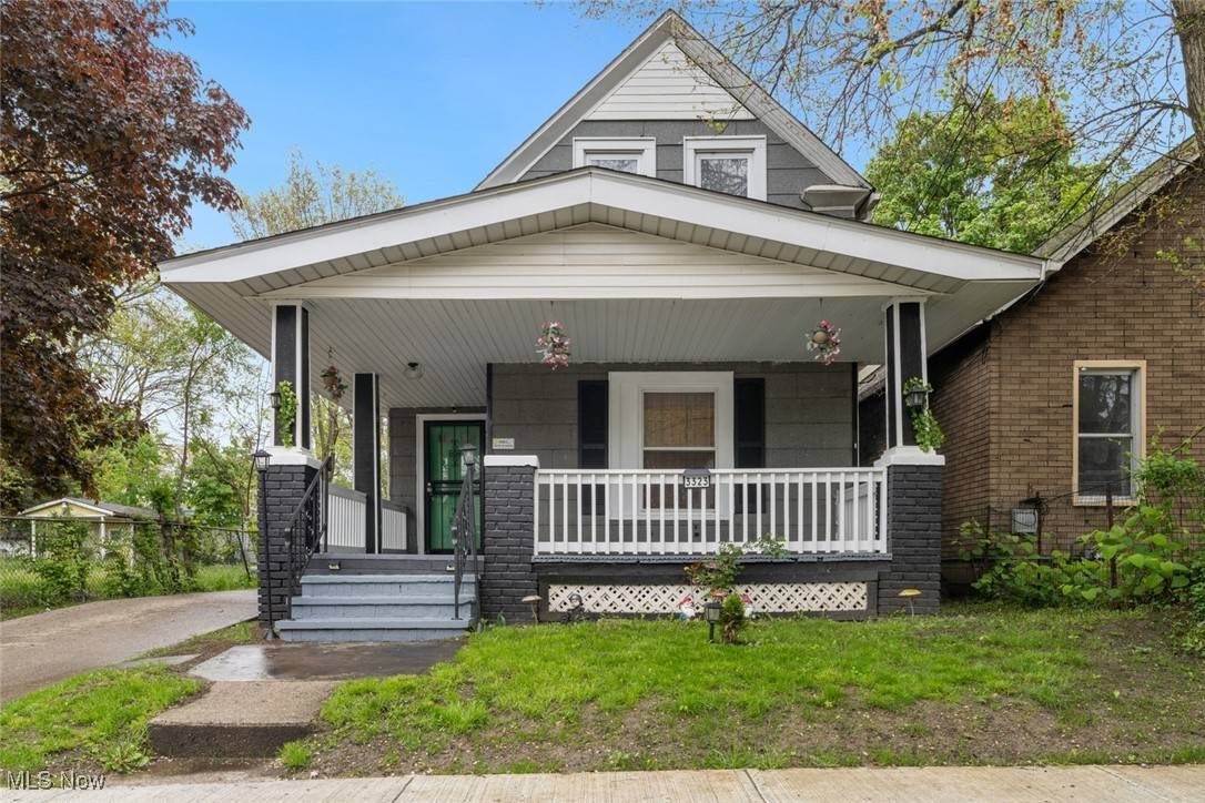Cleveland, OH 44102,3323 W 58th ST