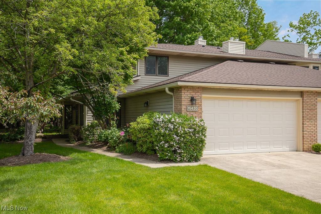 Middleburg Heights, OH 44130,15430 Roxboro DR