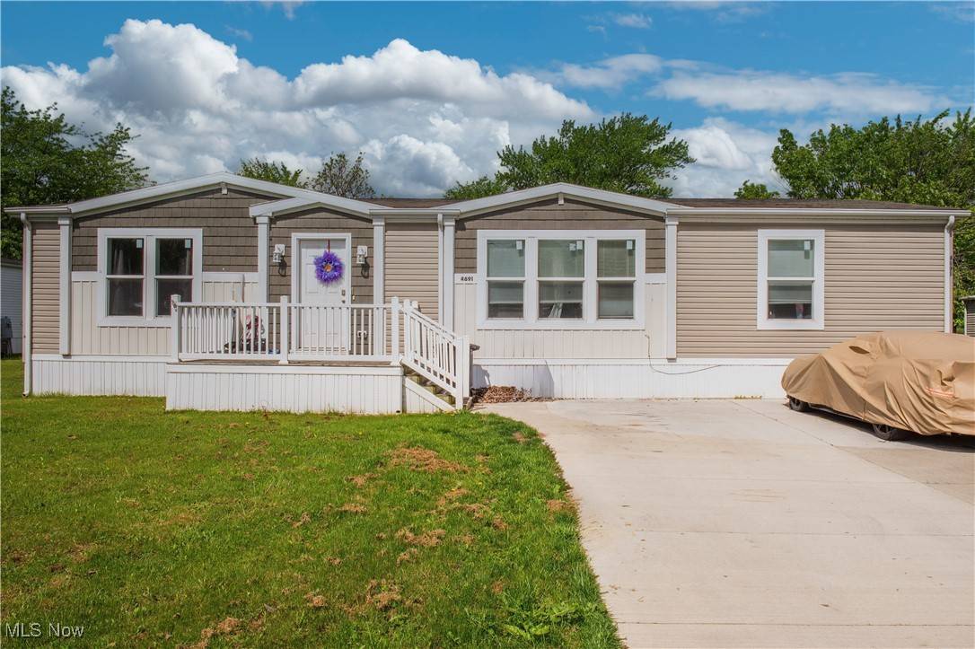 Ravenna, OH 44266,4691 Scenic DR