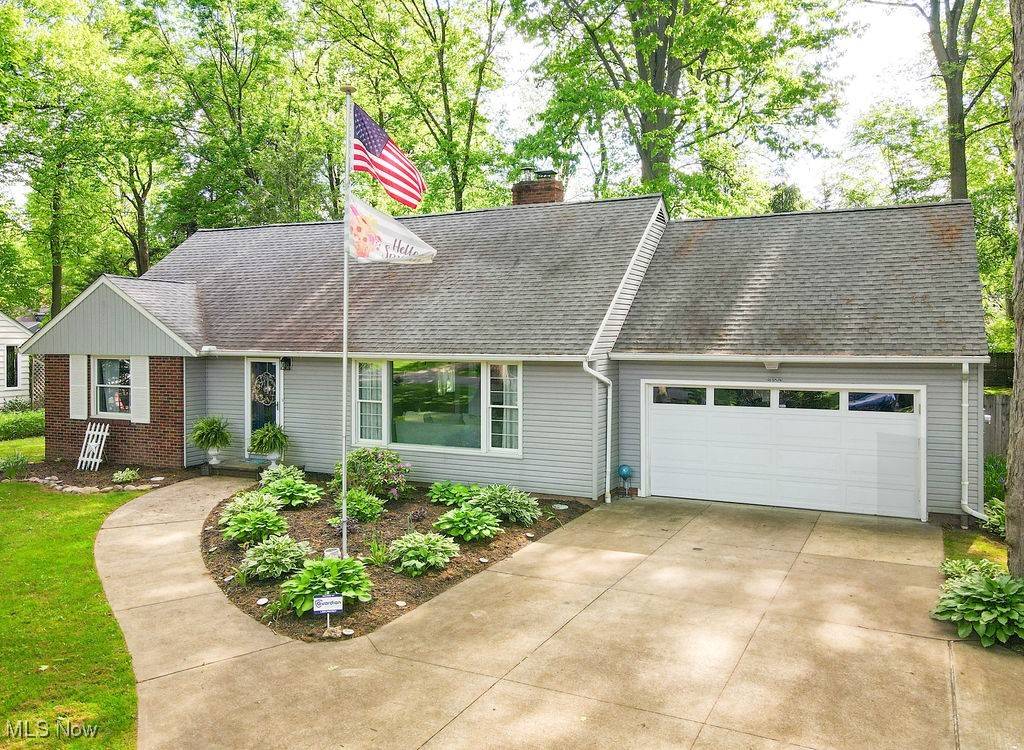 Northfield Center, OH 44067,8159 Cherry LN