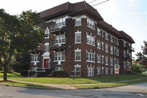East Cleveland, OH 44118,14140 Superior RD #3