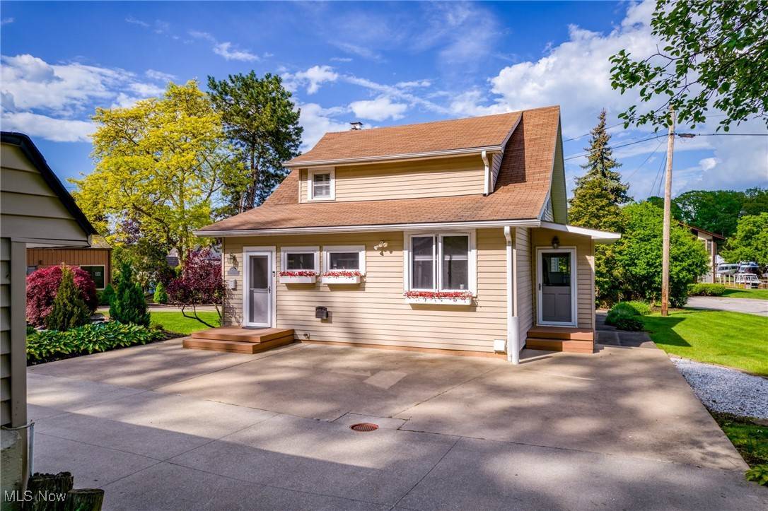 Rocky River, OH 44116,255 Yacht Club DR