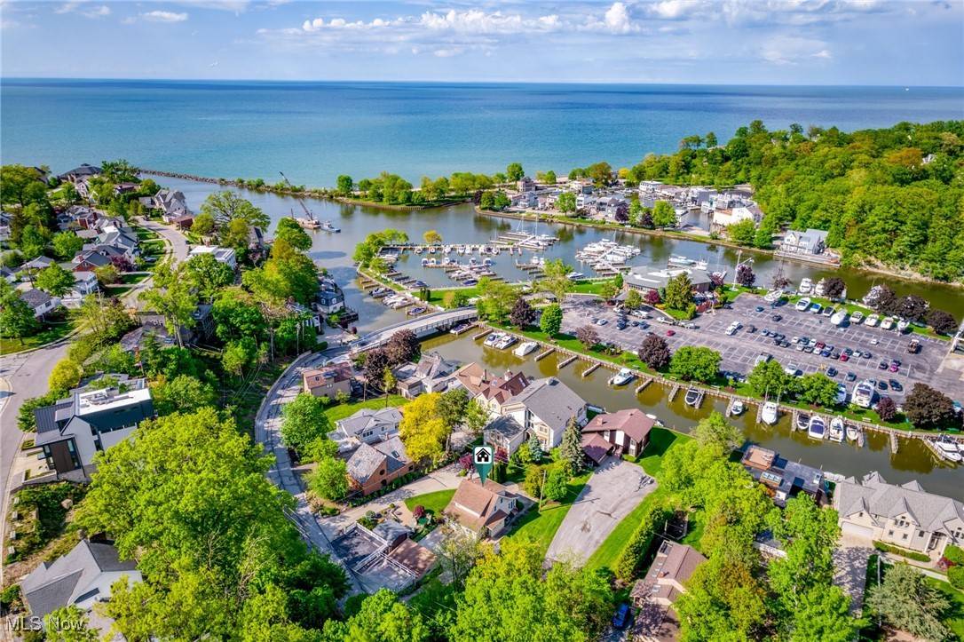 Rocky River, OH 44116,255 Yacht Club DR