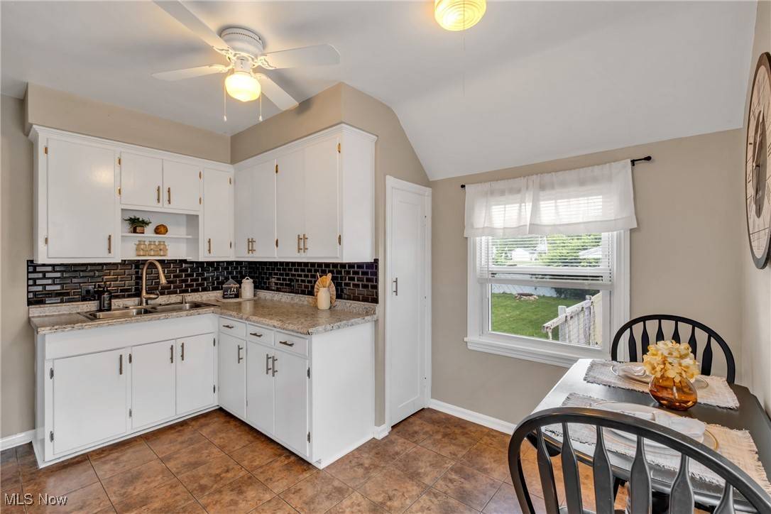 Elyria, OH 44035,225 Longfellow ST