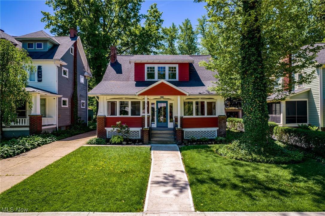 Cleveland Heights, OH 44118,3004 Essex RD