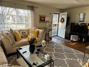 Maple Heights, OH 44137,19315 Libby RD
