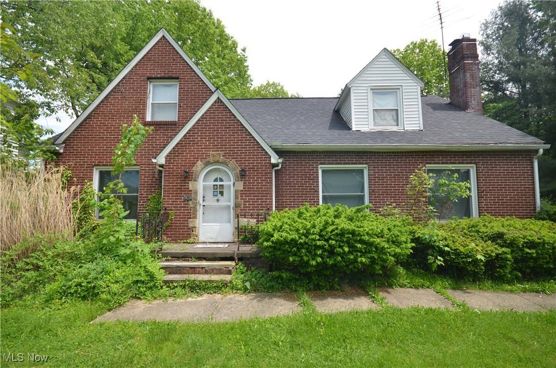 Akron, OH 44320,627 Greenwood AVE