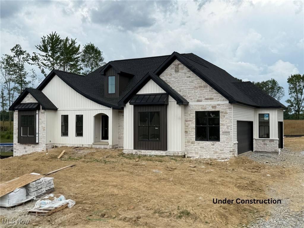 Canal Fulton, OH 44614,542 Lakewood DR E