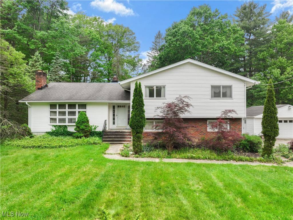 Willoughby Hills, OH 44094,2876 Hayes DR