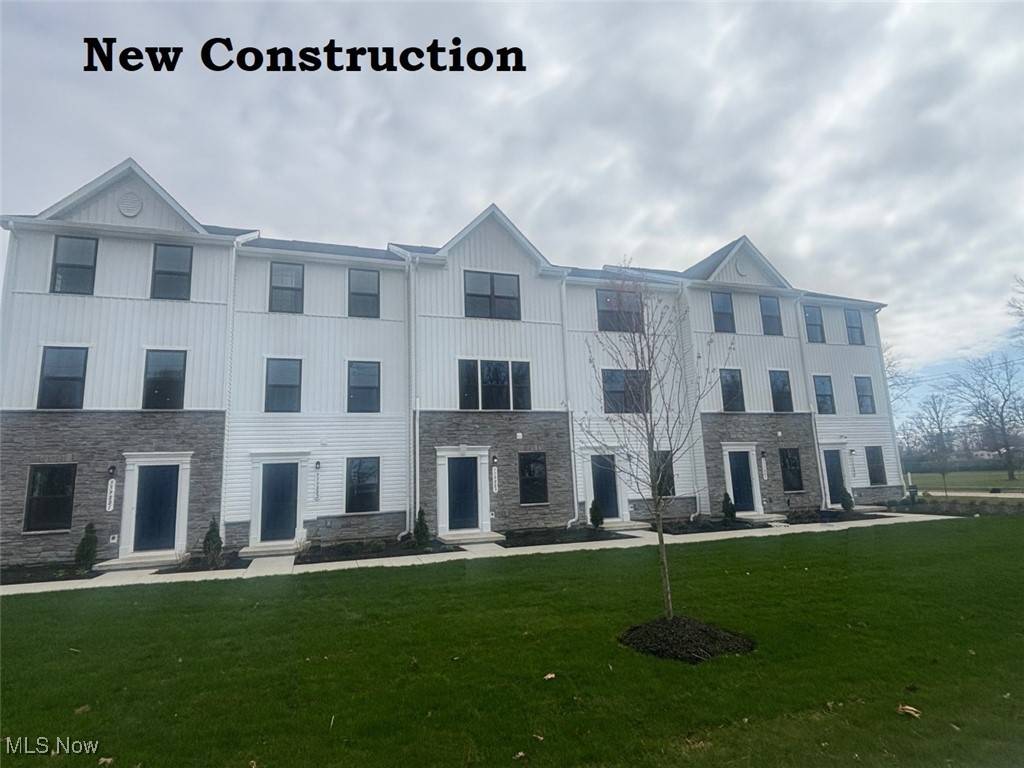Mentor, OH 44060,5598 Sea Glass LN #3C