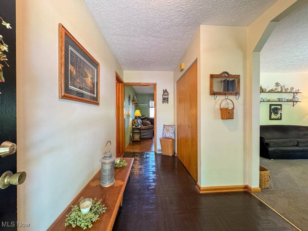 Grafton, OH 44044,12096 Indian Hollow RD