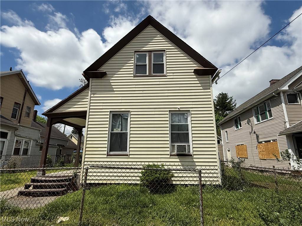 Cleveland, OH 44102,3168 W 48th ST