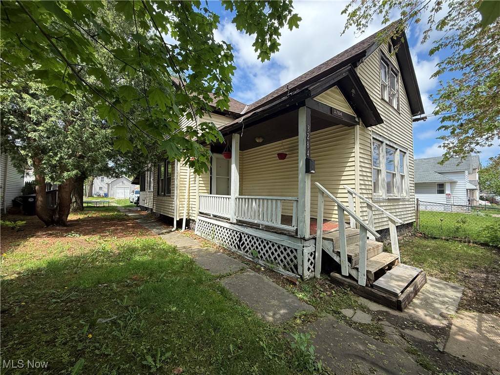 Cleveland, OH 44102,3284 W 50th ST