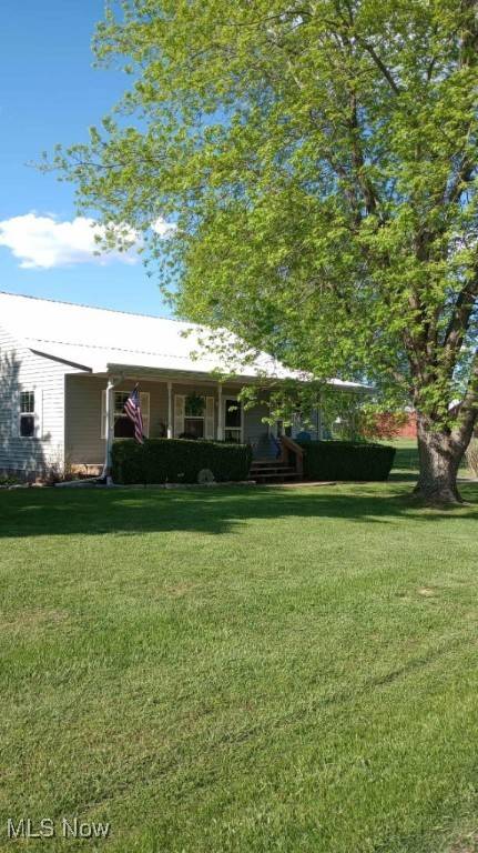 Elizabeth, WV 26143,297 Hales LNDG