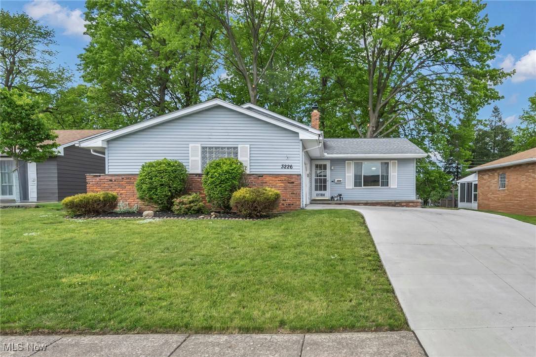 Parma, OH 44134,3226 Woodlawn DR