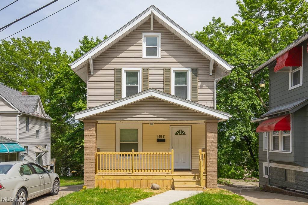 Akron, OH 44307,1197 East AVE