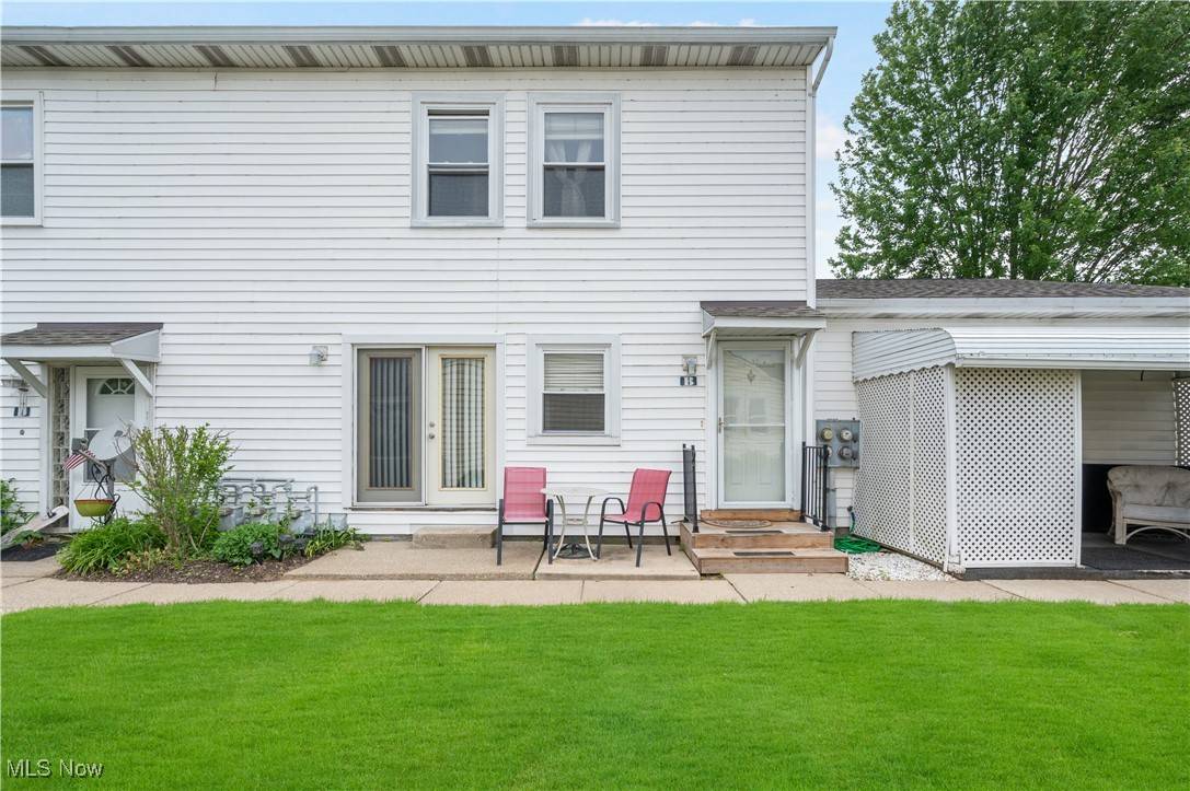 Uniontown, OH 44685,2535 Royal County Down #B