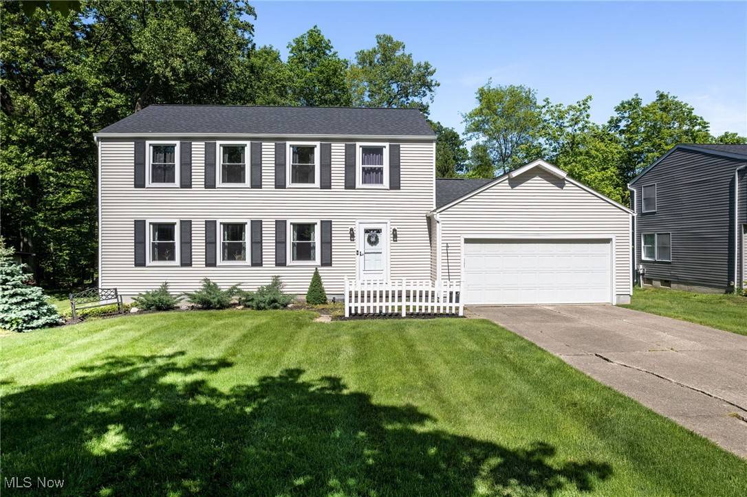 Medina, OH 44256,832 Dogwood TRL