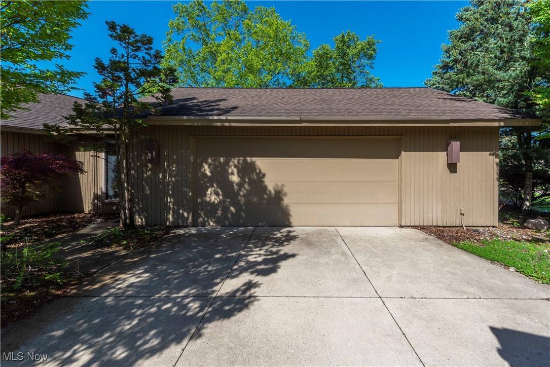North Ridgeville, OH 44039,32715 Bridgestone DR