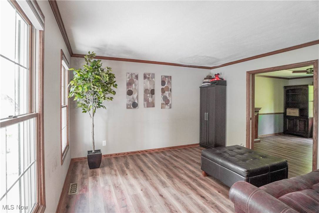 Bolivar, OH 44612,10020 Lawnridge ST NE