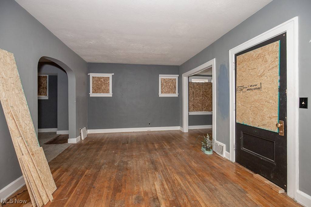 Cleveland, OH 44109,3614 Behrwald AVE
