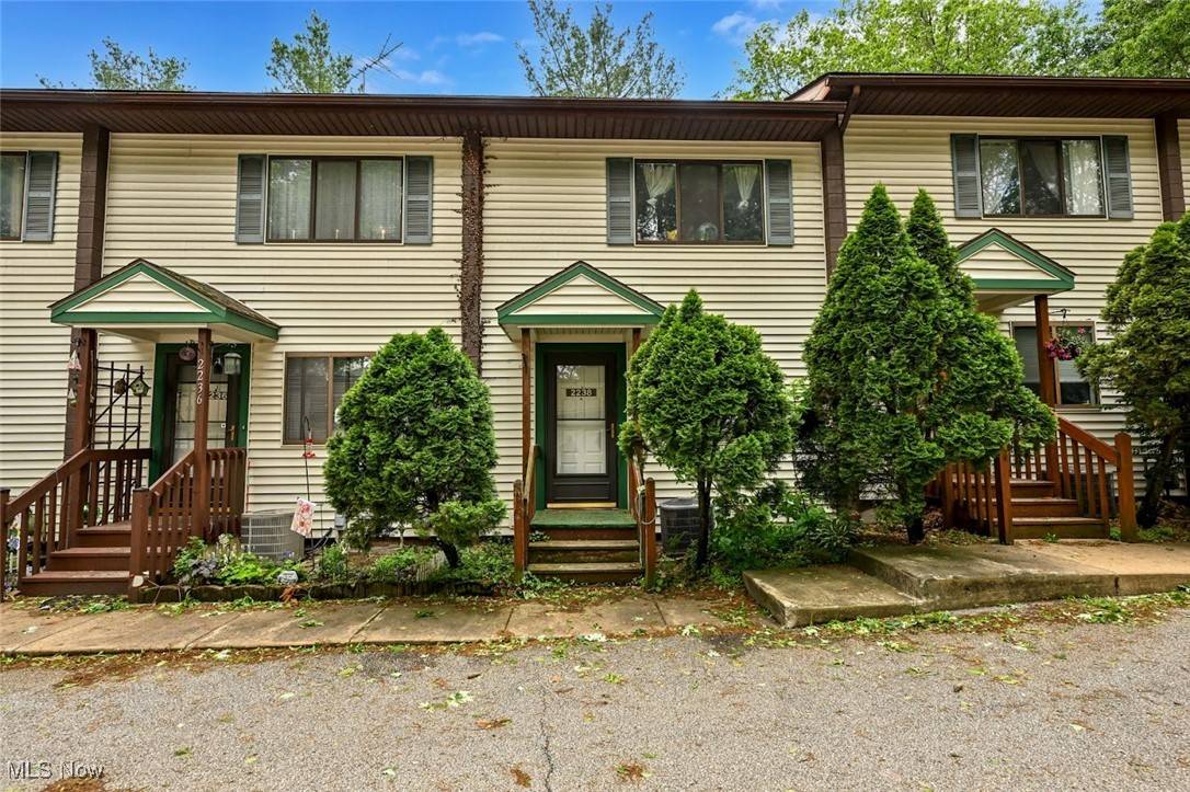 Coventry, OH 44319,2238 Pine Top CT