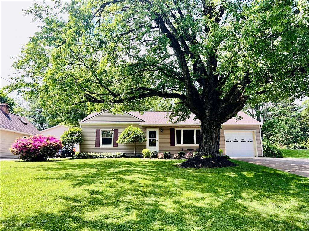 Tallmadge, OH 44278,1764 Southeast AVE