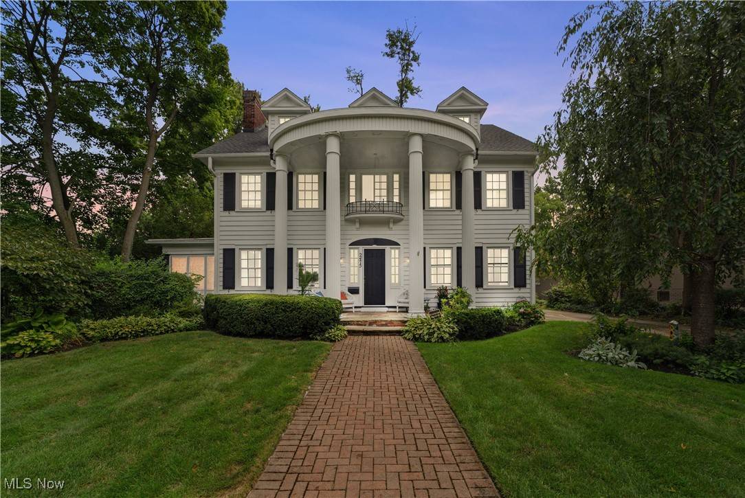 Cleveland Heights, OH 44118,2475 Wellington RD