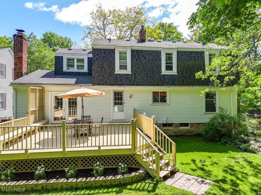 Chagrin Falls, OH 44022,139 Elm CT