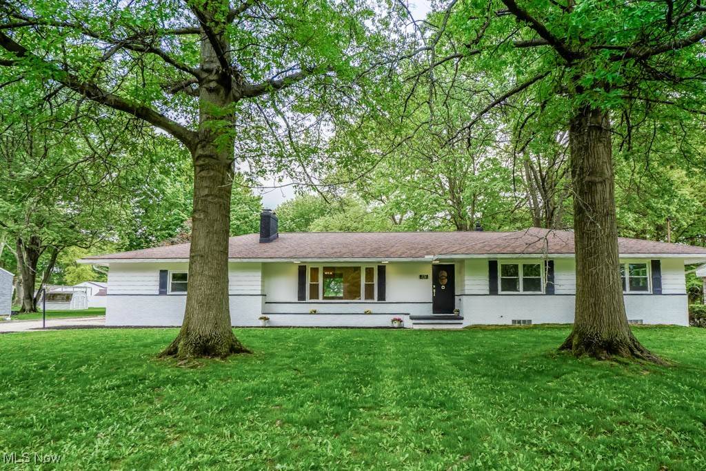 Tallmadge, OH 44278,392 Vinewood AVE