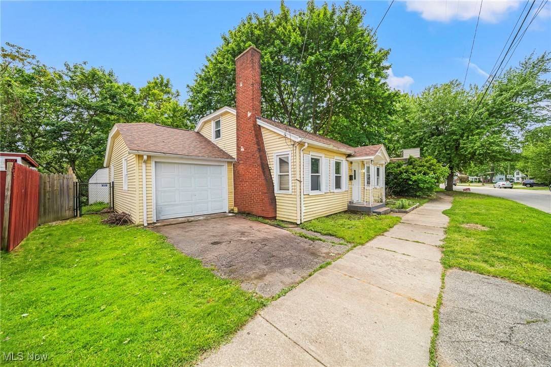 Conneaut, OH 44030,579 Main ST