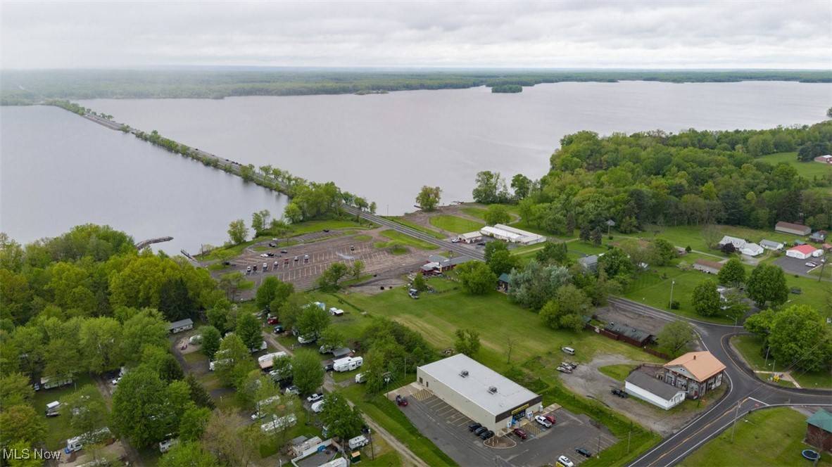 Cortland, OH 44410,2242 Greenville RD