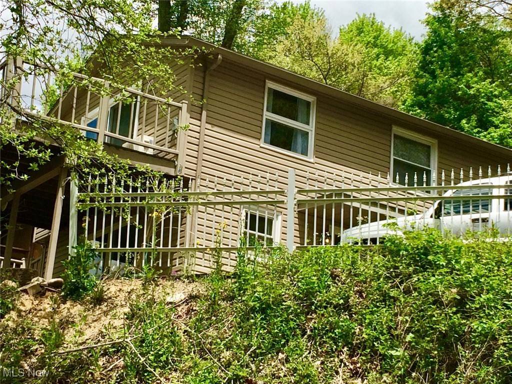Sherrodsville, OH 44675,7121 Fable SW
