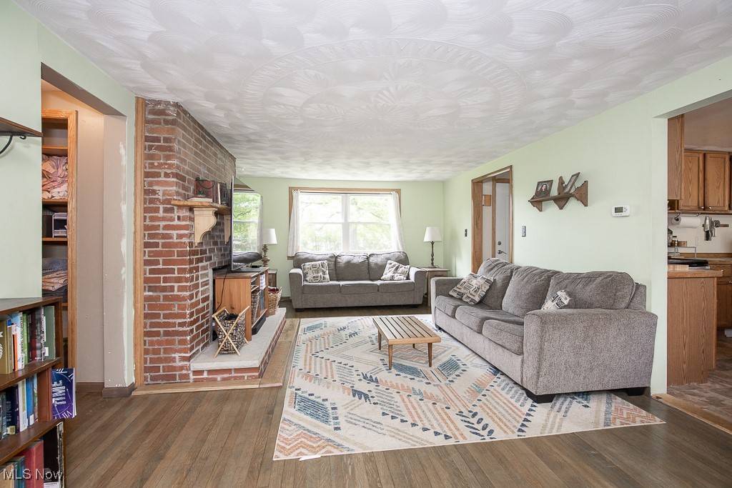 Peninsula, OH 44264,121 Keenan RD