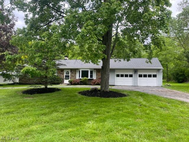 Chesterland, OH 44026,8280 Maple DR