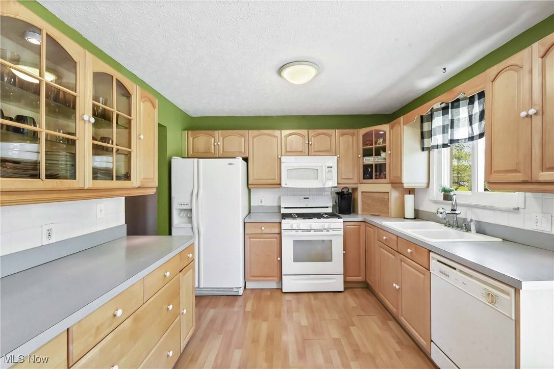 Brunswick, OH 44212,3802 Walters DR