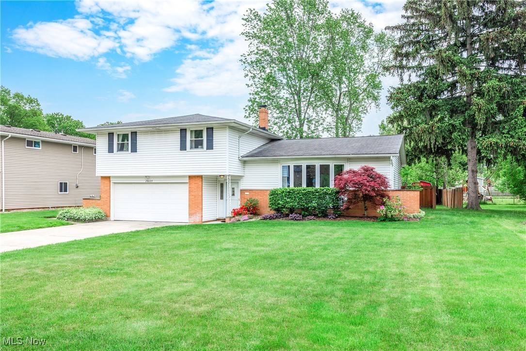 North Olmsted, OH 44070,28023 Terrace DR