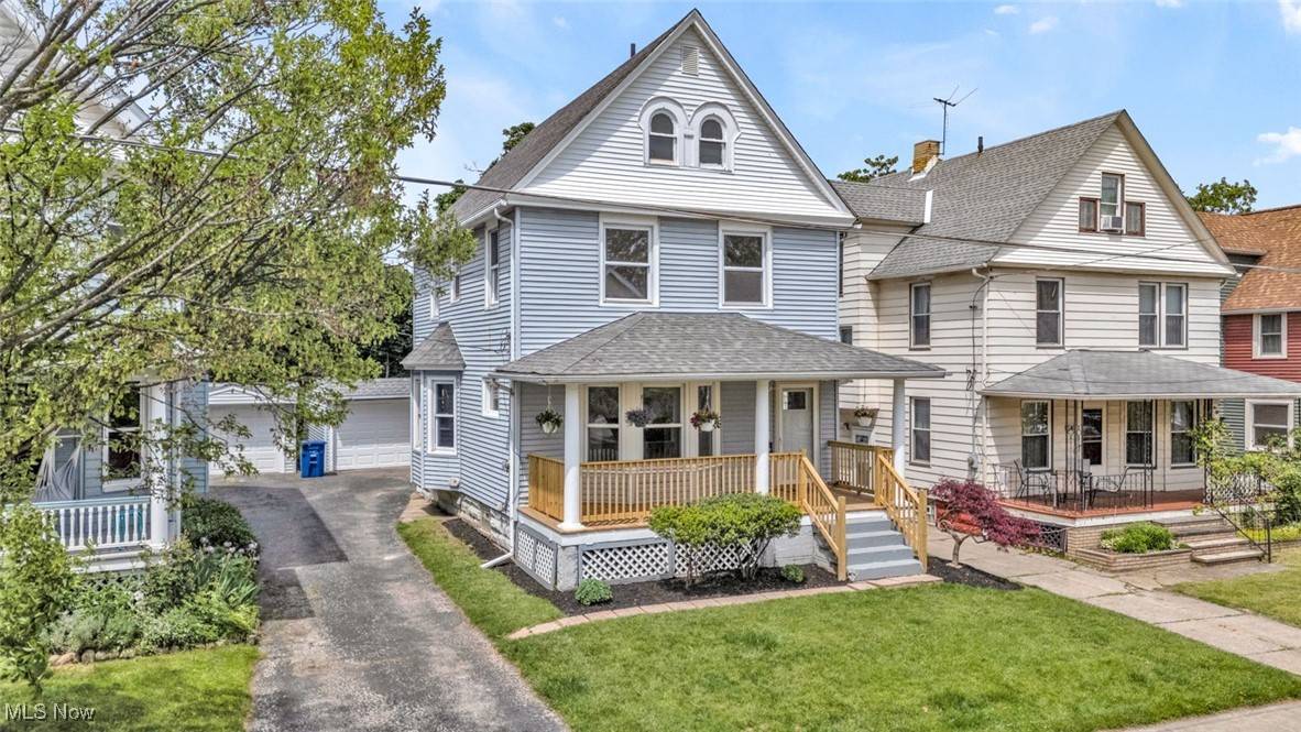 Lakewood, OH 44107,1348 Hall AVE