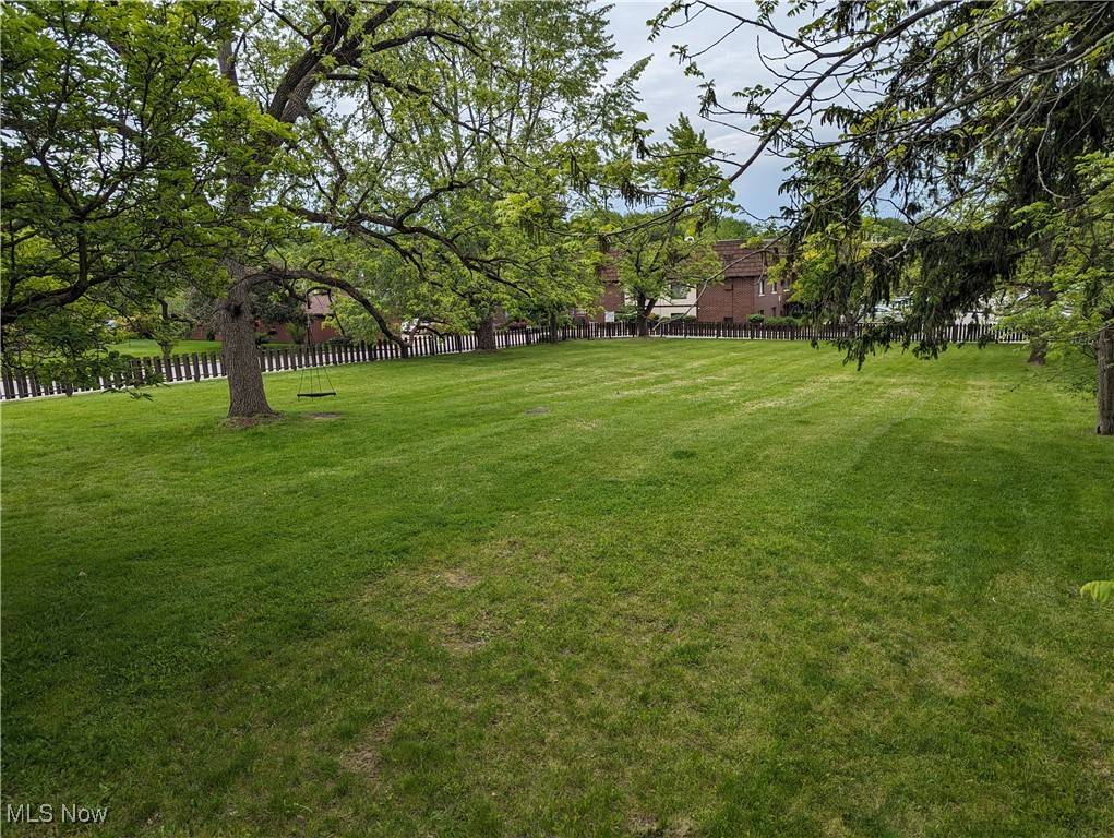 Middlefield, OH 44062,16117 E High ST