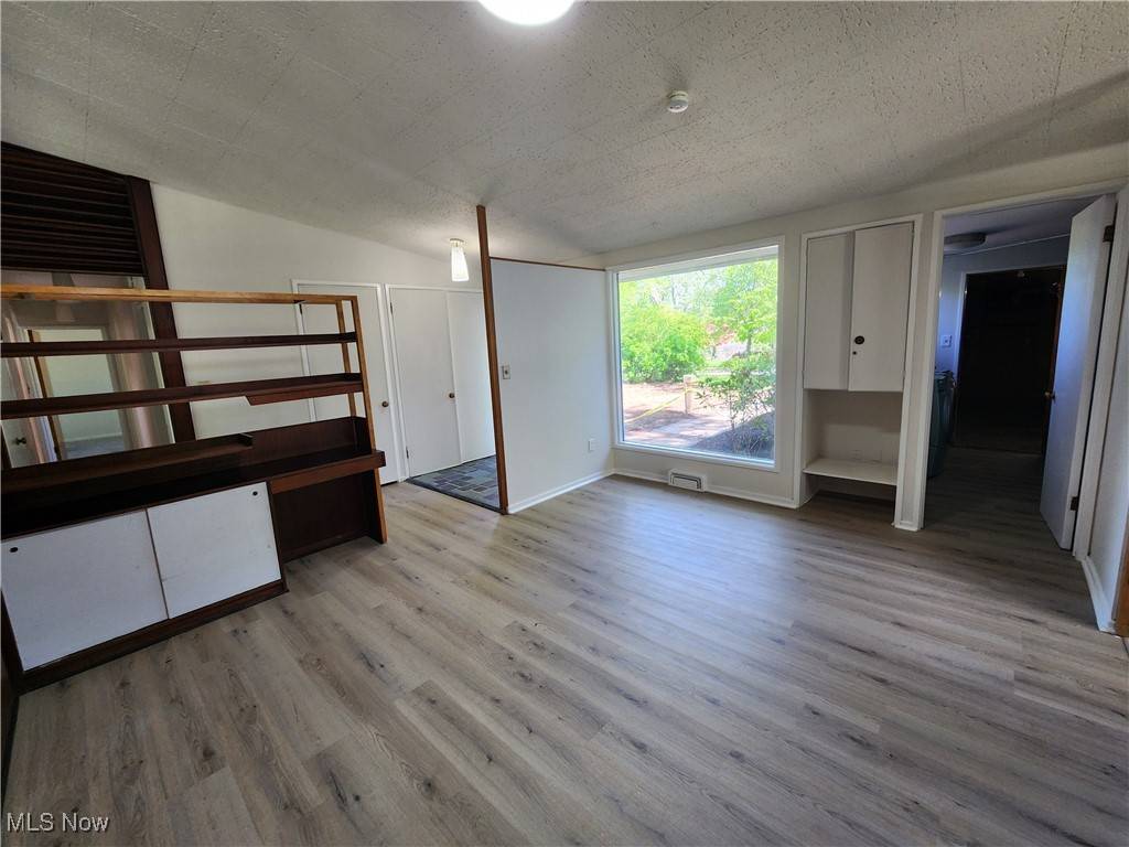 Beachwood, OH 44122,24160 Buckhurst DR