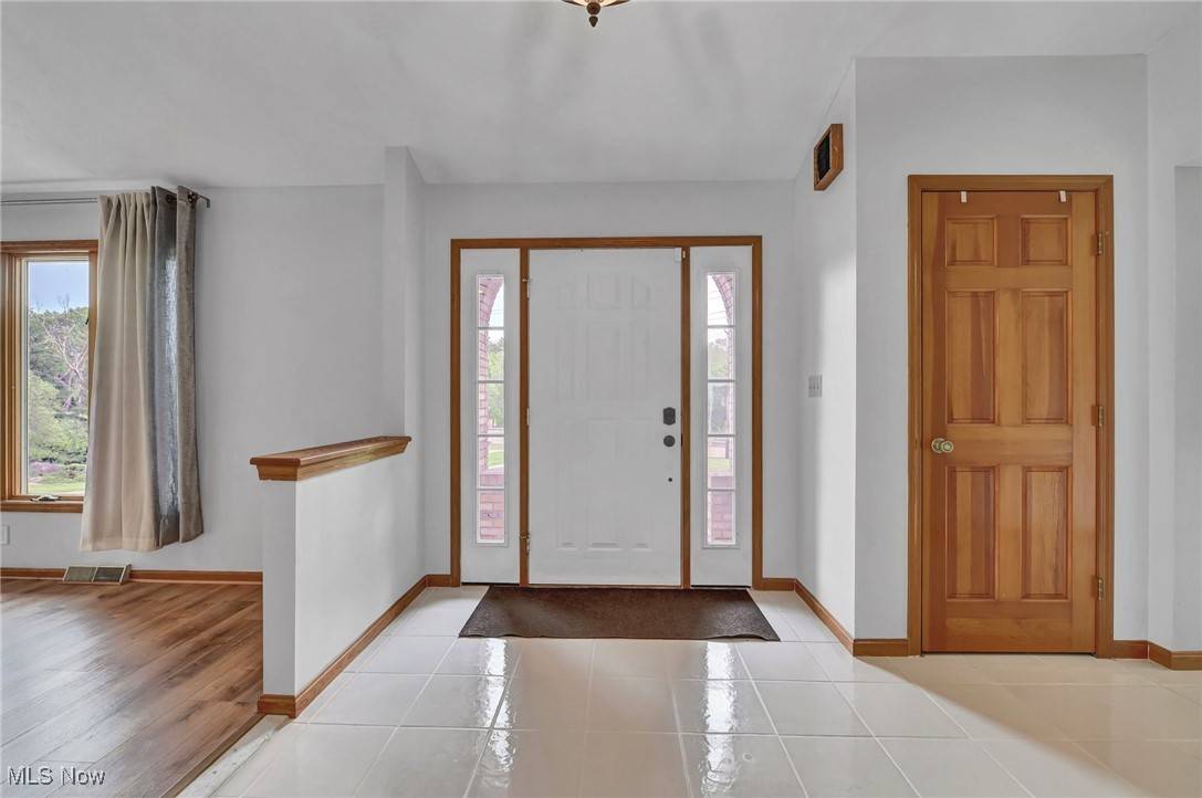 Middleburg Heights, OH 44130,14369 E Bagley RD