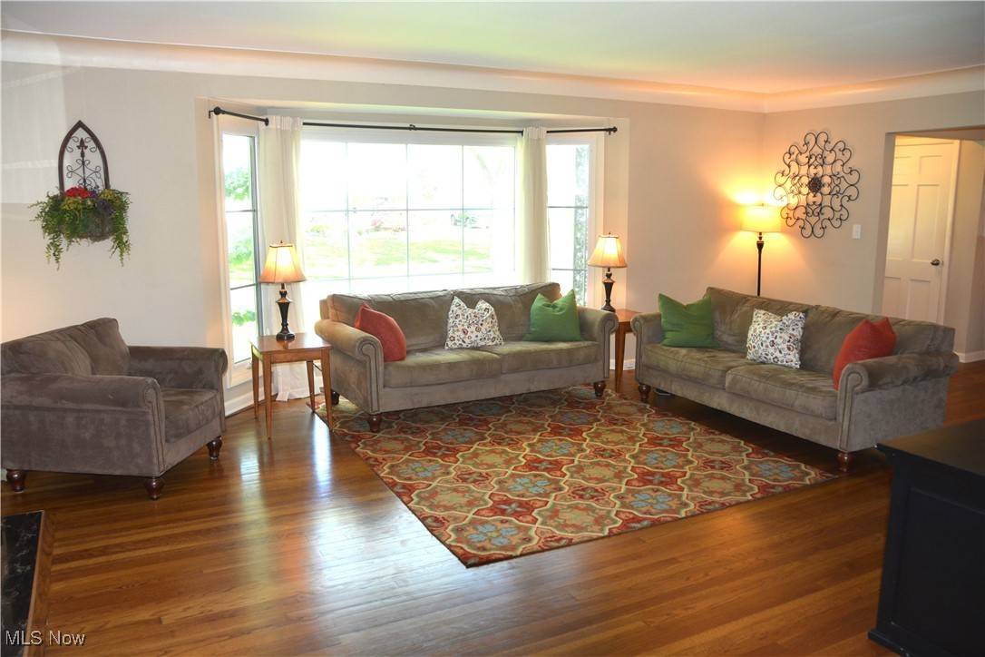 Shaker Heights, OH 44122,20526 W Byron RD