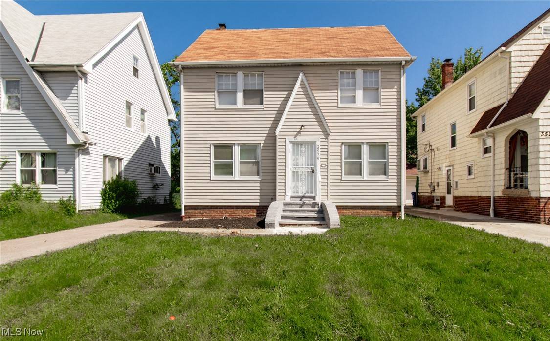 University Heights, OH 44118,3525 Raymont RD