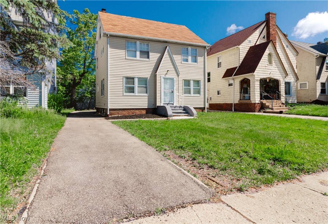 University Heights, OH 44118,3525 Raymont RD