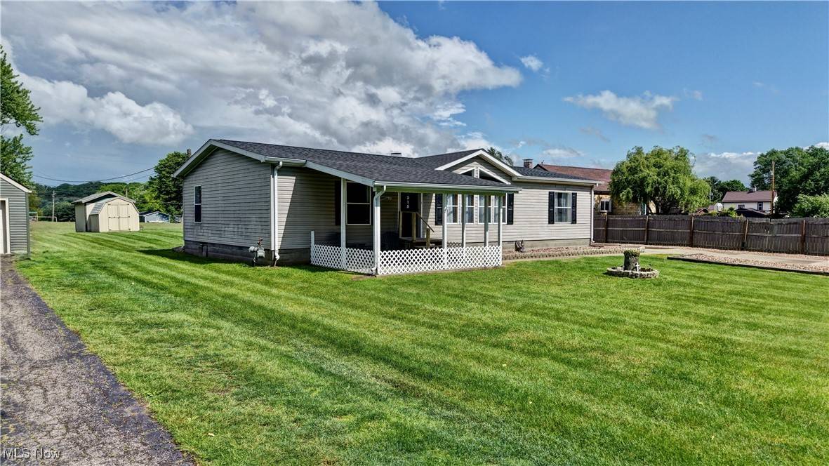 Tuscarawas, OH 44682,315 East AVE NE