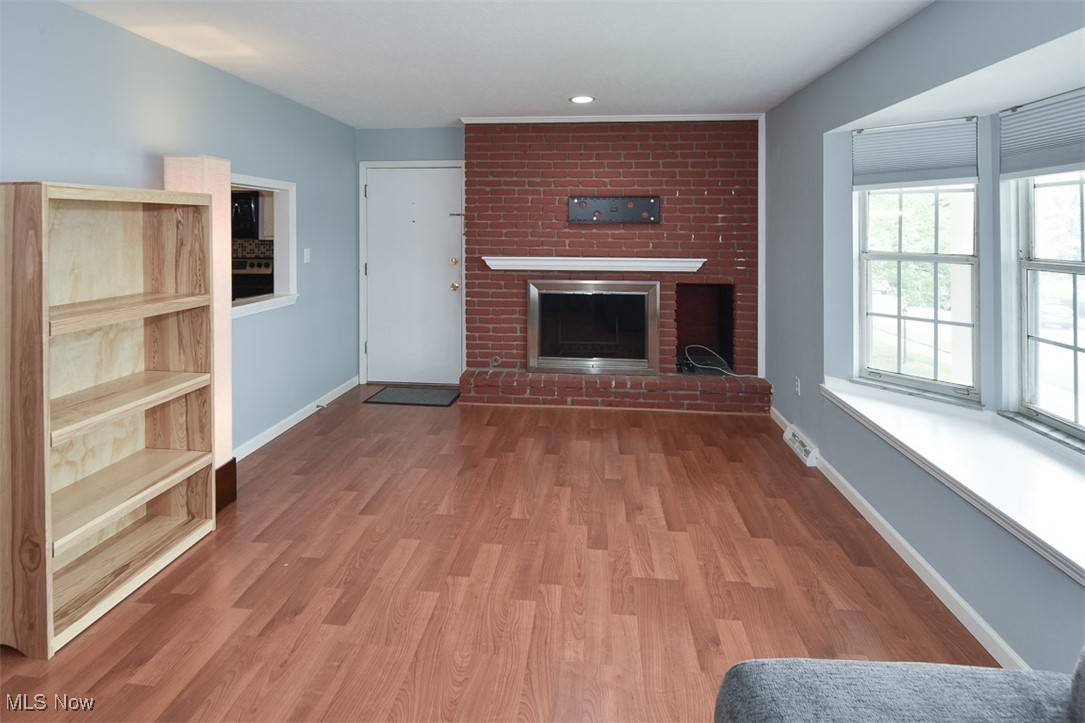 Rocky River, OH 44116,2932 Pease DR #210