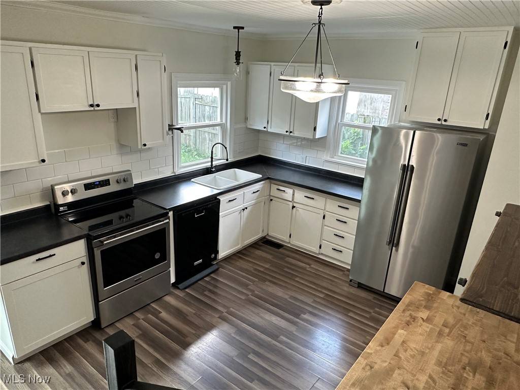 Orrville, OH 44667,408 W Paradise ST