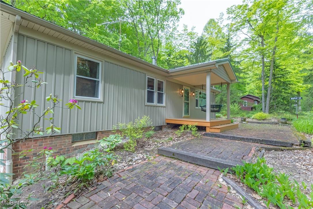 Middlefield, OH 44062,17444 Old State RD