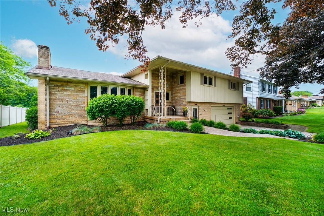 Poland, OH 44514,2545 Knollwood AVE